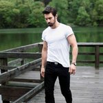 178cm 마일로 벤티밀리아, 사진이 <b>단신</b>처럼 나오는 이유가 뭐야