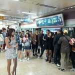 지금 홍대입구역 <b>난리</b>났음!!!!!!!