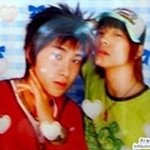 아이돌들의 <b>유치</b>한 스티커사진 모음