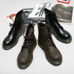 닥터마틴 <b>워커</b>가 원래 그 뜻이였냐?