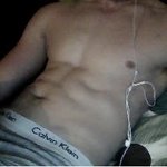 야 솔직히 <b>남자몸</b> 이정도는 되야되는거아니냐