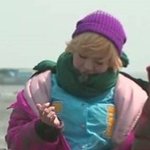 같은 <b>옷</b> <b>입</b>은 두 귀요미 써니 앤 효린