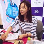 팬싸<b>인회</b> 현장에서의 여자연예인들