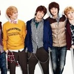 샤이니 <b>단체</b>사진의 법칙