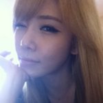 셀카에선 <b>초훈녀</b> 징거.. 무슨 얼굴이 진짜?