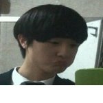 청년아 너 <b>우기</b>명 닮았다