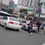 ★★★사거리에서할아버지가경찰한테붙잡혀갔어요★★★