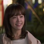 동갑내기 여배우 <b>청순미녀</b> 한지민 vs 매력만점 김민희