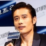 좀 그렇긴 해도... 연기자로선 매력있는 남자 배우