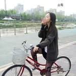 자전거도 잘 탈것 같은 아이<b>돌들</b>