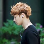 승승<b>장구</b> 출근길..... 혼자서 화보찍는 이기광