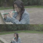 아이유 리코더 불며 <b>청순미</b> 폭발 '첫사랑아이콘 될 기세'