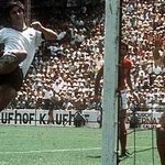 역대 최고의 골잡이는 누굴까요? 저는 메시추천 ㅋㅋ