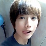 이 사진이 조금 <b>의심</b>스러운데 누군가요?
