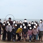 그 남자와 난 <b>단신</b>클럽에서 만났었어