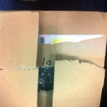 옥x에서 <b>향수</b>를 <b>판매</b>하고 있습니다.