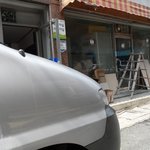 생각하며 좌측 전방 <b>우측</b> 시야 그리고 <b>우측</b>으로 고개돌리면 볼수 있는...