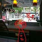 [추가] 가게에 凸를 날리며 가던 남자..