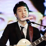 <b>장범준</b> 신체의 일부라는데...