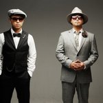 리쌍은 무대에 있을때가 <b>진리</b>