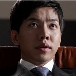 <b>더킹</b>하더니 취향도 고급스러워진 이승기