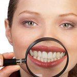 유디치과의 공업용 치아<b>미백</b>제 논란, 그 이면에 깔린 것은 무엇?