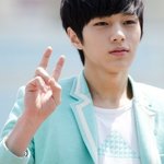 ★인피니트 엘vs <b>사진</b><b>속</b>남자