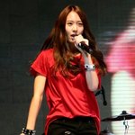 스키니진 종결자는 역시 크리스탈