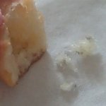 미○○<b>도넛</b>에서 이게 뭐지? 곰팡이?