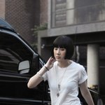 일상 속에서도 <b>여전</b>한 서인영의 킬힐 사랑