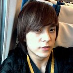 그룹 내 <b>노안</b>담당 멤버