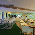 [신세경 팬 싸<b>인회</b>] 예 팩토리 투어에서 만난 신세경!