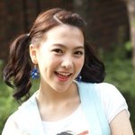 앞머리가 없는게 <b>어색</b>한 연예인