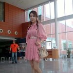 <b>플랫</b>을 신든 운동화를 신든 굴욕 없는 유인나