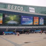 포드 머스탱 여러대가 길거리에...<b>wow</b>