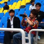 [사진有]<b>유세윤</b>축구장에서봤는데ㅋㅋㅋㅋ감독한다고ㅋㅋㅋㅋ