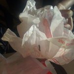 롯데리아에서 <b>송충이</b>가 나왔습니다.