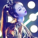 섹시 눈빛 <b>작렬</b>하는 女 아이돌