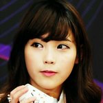 아이유 눈