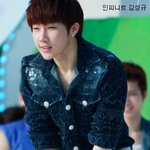 덕훈팬 전문 제조<b>기라</b> 불리는 남자 아이돌