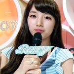 수지 아이유 <b>둘</b><b>다</b>이뻐..