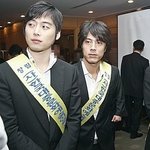 <b>절묘</b>하게 찍힌 연예인 착시 사진