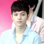 엘 크리스탈 잘 어울려