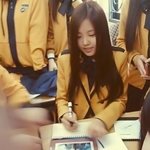 <b>실제</b> 학교 교복 입어도 예쁜 여자 아이돌
