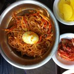손이 크신 식당 <b>이모</b>.