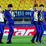 개념돌답다 인피니트!! <b>수원</b> 유니폼이랑 깔맞춤 지대로....