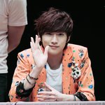 자신 가수 소속사에게 불만을 털어놓자