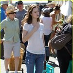 수수한 일상이 친근하게 느껴지는 <b>섬머</b> 글루