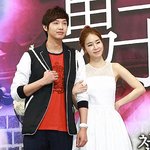 카메라에 딱 걸린 지현우-<b>유인나</b> 데이트 모습!!