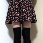 여자들 꽃무늬치마점 <b>입지</b>마라.